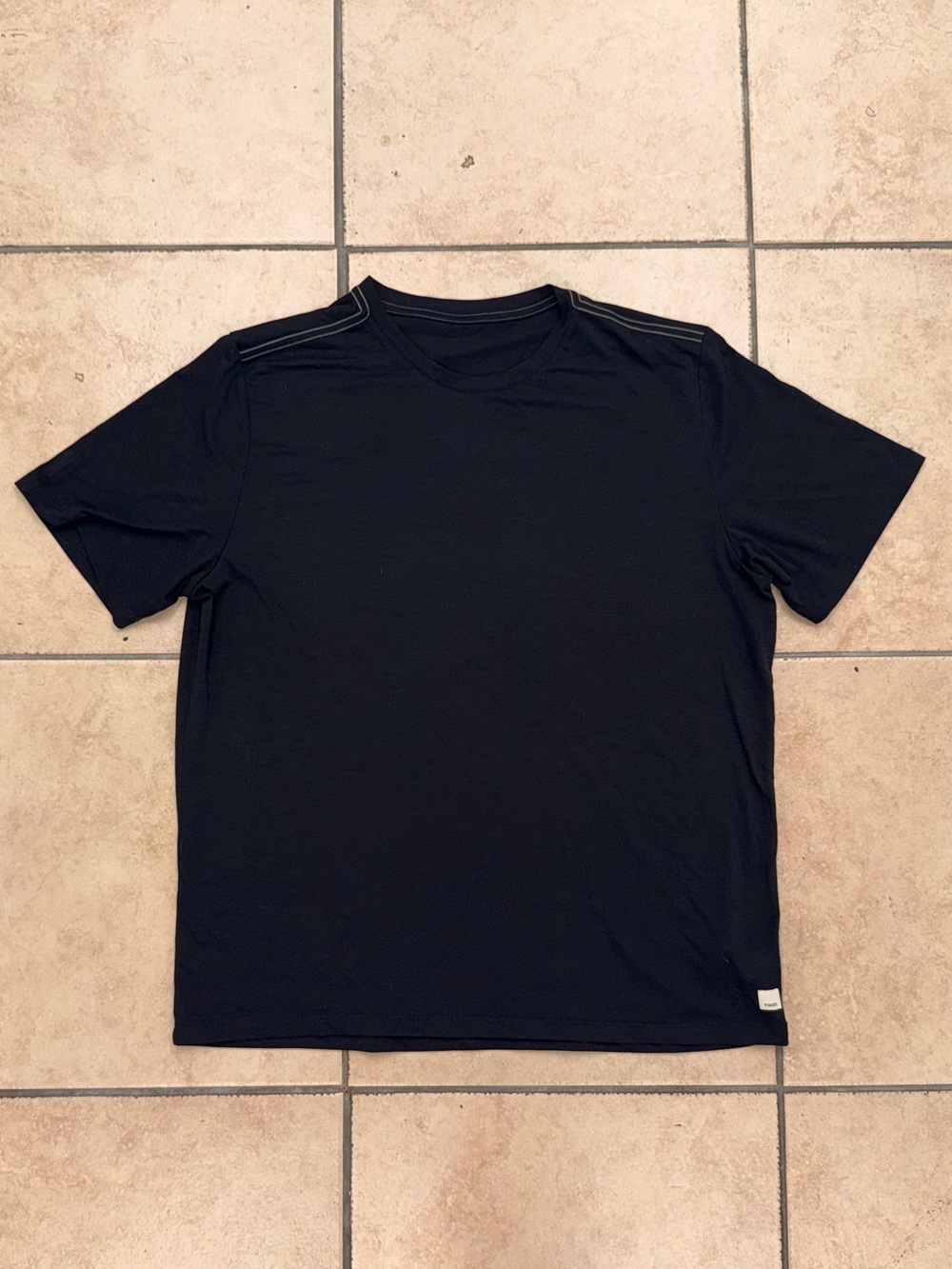 Vuori Ponto Performance Shirt XL Black Comfy Workout Sportswear Athleisure